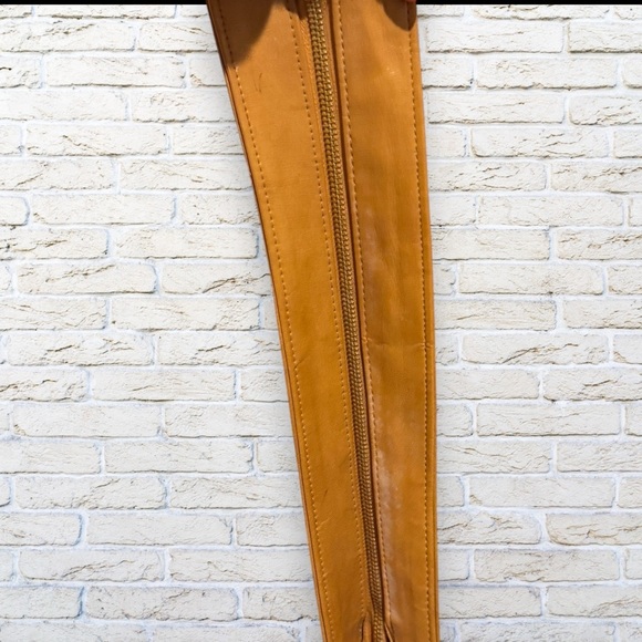 Caramel Tan Vintage Leather Purse Clutch - Picture 3 of 9